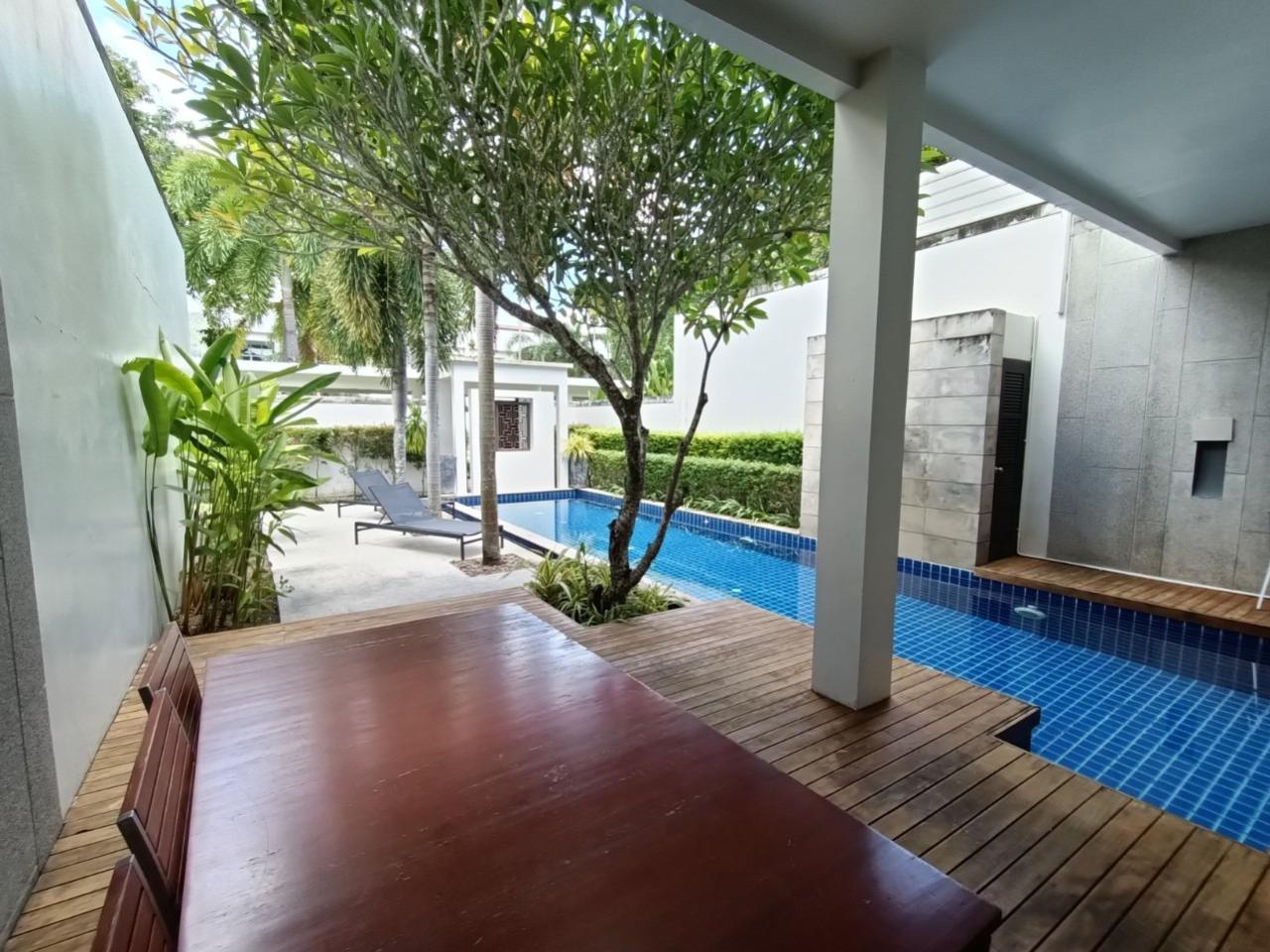 Private pool villa  3 bedrooms  for sale Bang Tao